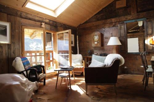 Lieu Secret dans les Alpes Suisses