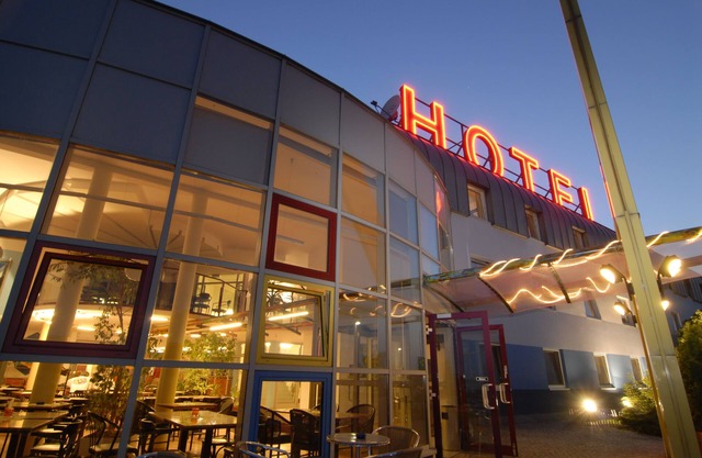 Life Hotel