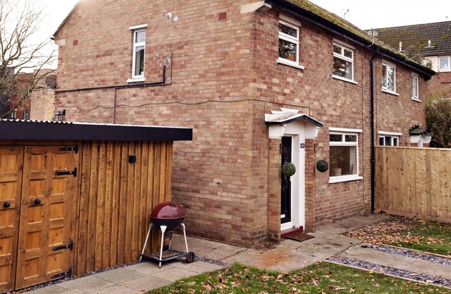 Lilly Cottage Romantic Log Burner & Sauna Retreat