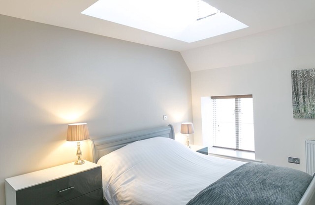 Lily Pad - 2-bed apartment with river views