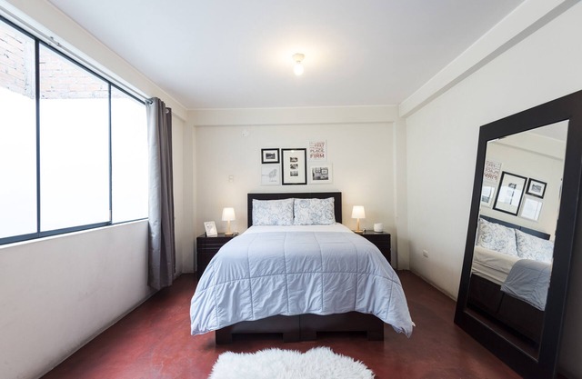 ❤️ Lima AIRPORT ❤️3 min AWAY I 1400 SQFT I Balcony I WiFi