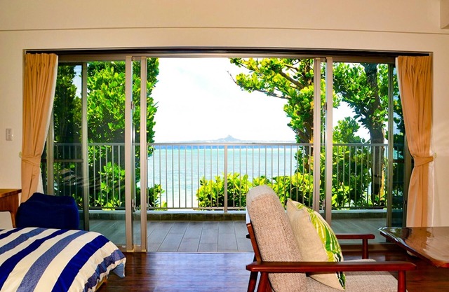 Limited in spring plan Lets spend this years Golden Week by the sea in Okinawa2F/Kunigami-gun Okinawa