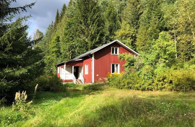 Little Forest House "Our Little Farm"