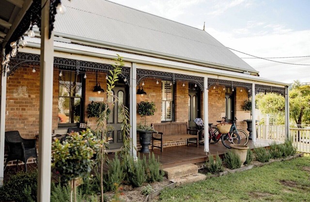 Little Milton Heritage Cottage 5 minutes walk to Harbour,