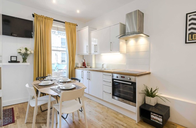 Live In The Heart Of Bustling Camden