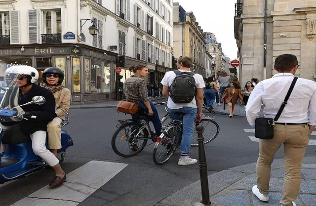 Live Marais, live Paris center! chronicle of life in the historic center