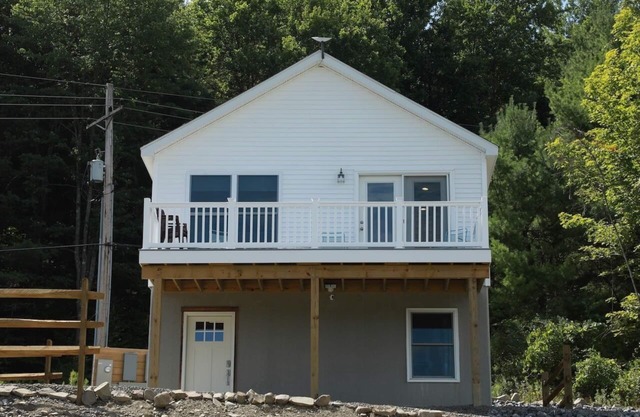 Live the Lake Life In A Brand-New House