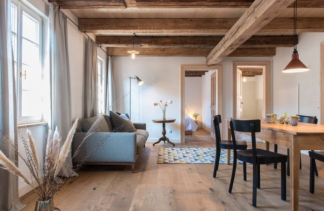 Living in a city palace with a quiet inner courtyard and garden