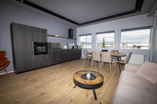 LL Properties - TB24 Nest in the North