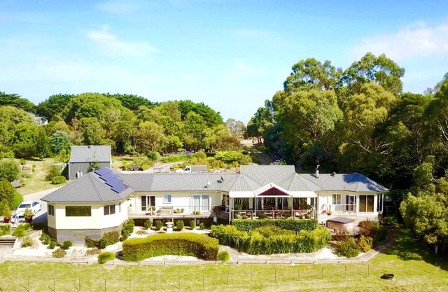 Llarrinda Bed & Breakfast