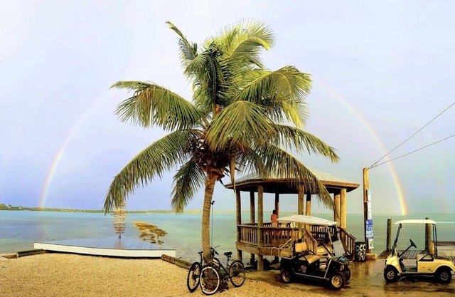 Lobster Trap (1 bed/1 Bath) 1 minute from beach
