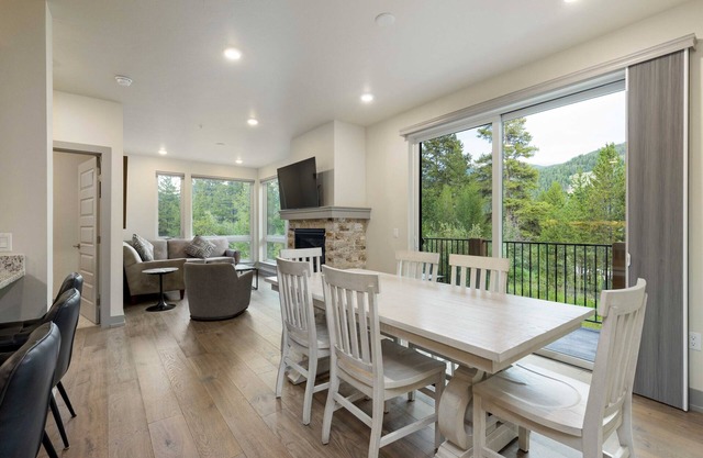 Located in the Heart of Keystone with Private Balcony and Mountain Views!