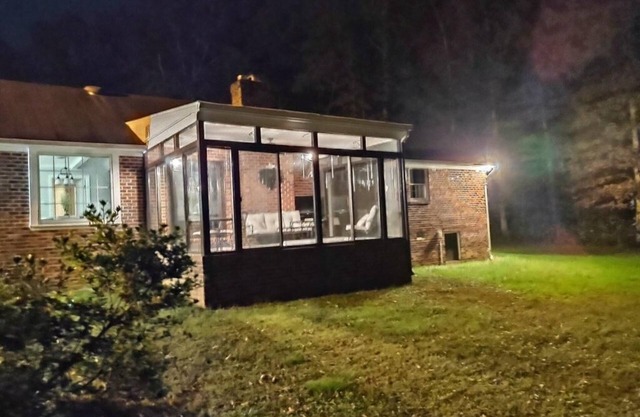Location! Secluded Three bedrooms Brick Ranch includes utilities 30+ day rental