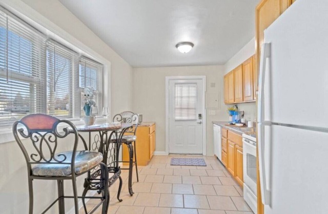 LoCATION! Sesame Place/TCNJ/Princeton/New Hope
