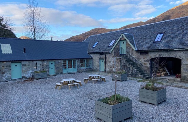Lochhournhead B&B & Tea Room