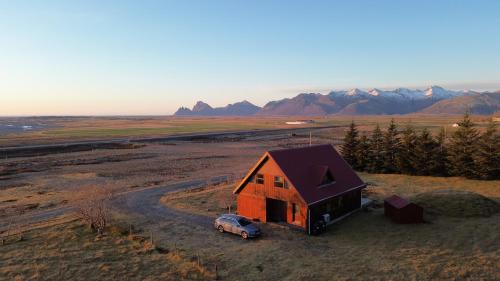 Lodge Borgarbrekka in Lón South East of Iceland - Birta Rentals