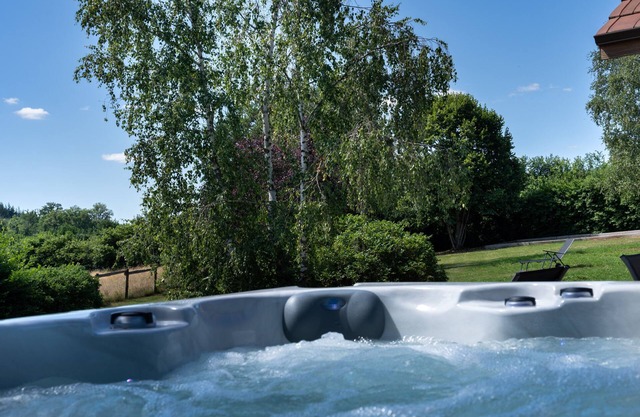 Lodge Erable SPA Panoramic sauna view of the Morvan mountains peaceful setting
