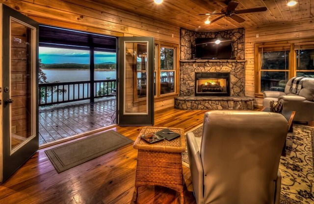 Lodge On The Lake- Pet Friendly | Waterfront w/Dock | Beautiful Views