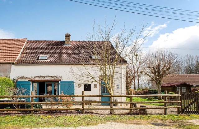 Lodging in Gold Coast in the heart of Auxois