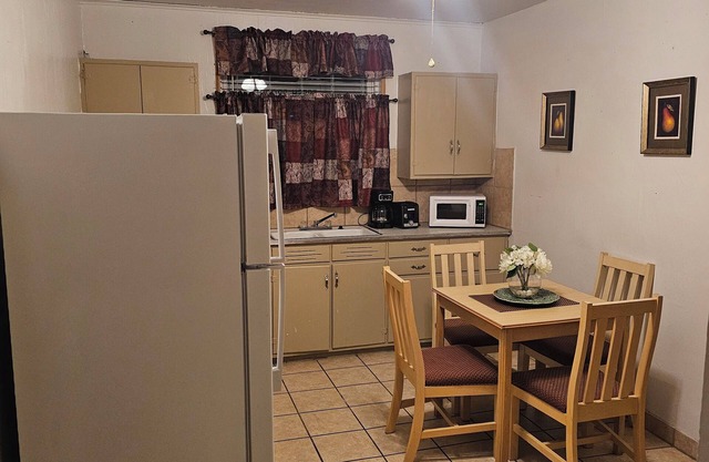 Loft 2 apartment with free cable and Wi-Fi