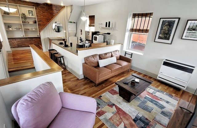Loft Apartment in Heart of Yuengling Downtown!