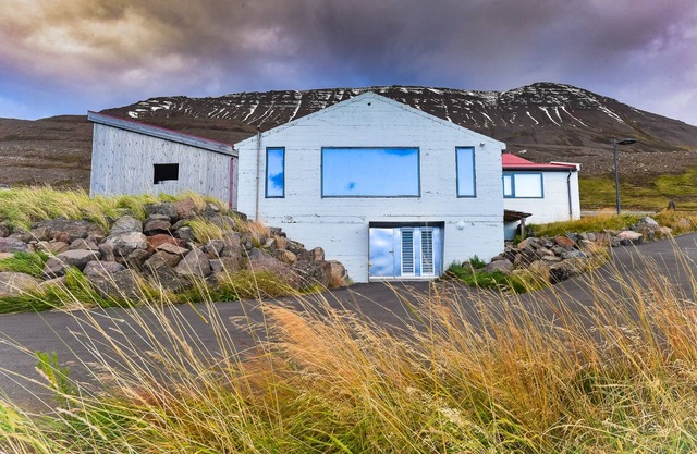 Loft house with incredible views of the fjord