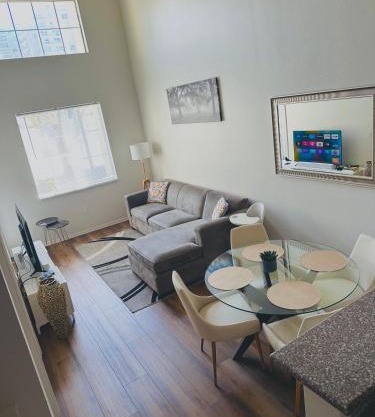 Loft Style,2 Beds ,Flexible self check in,Pool