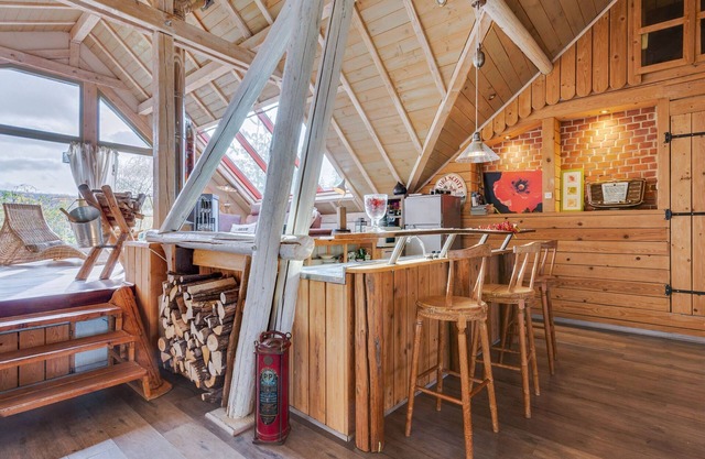 Loft with jacuzzi and sauna