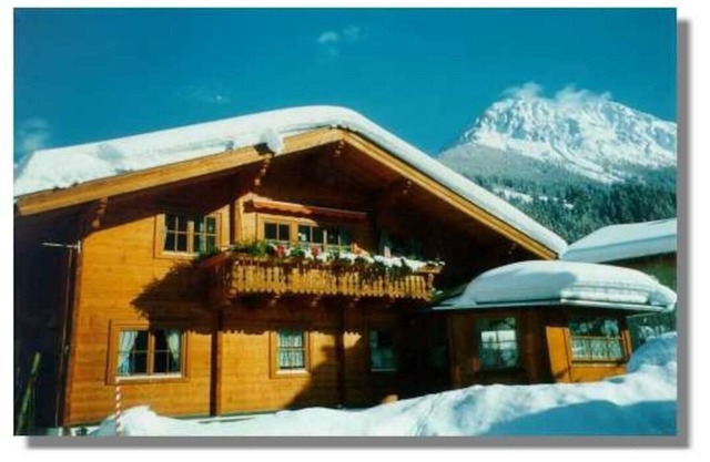 Log cabin 6-10P. Mountain village Kleinarl cozy, quiet, sunny, close to the center