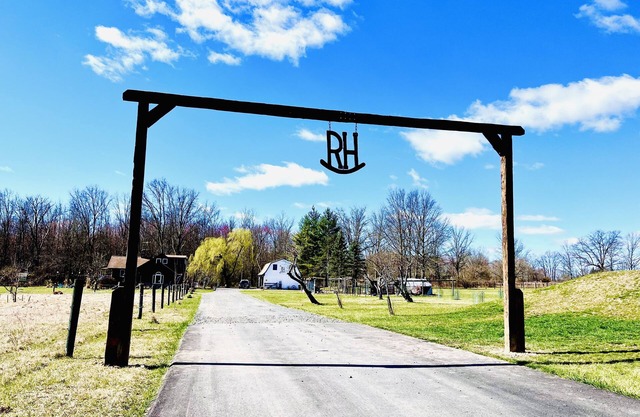 Log Cabin Farm & Gathering Space on 11Preserved Acres for your Serene Getaway