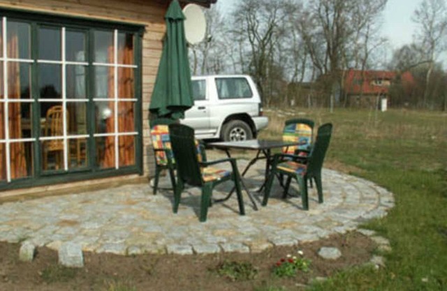 Log cabin - Log Cabin Holidays in green