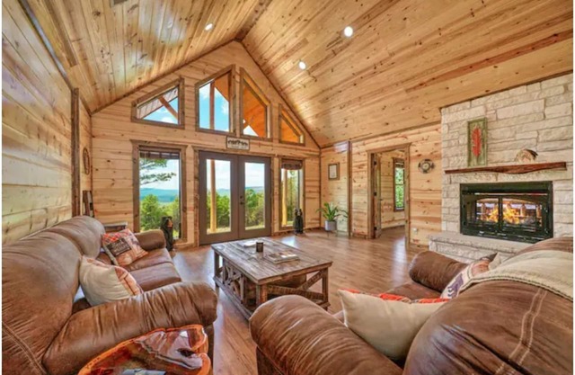 Log Cabin with Million Dollar View! “The Time Out” Secluded property