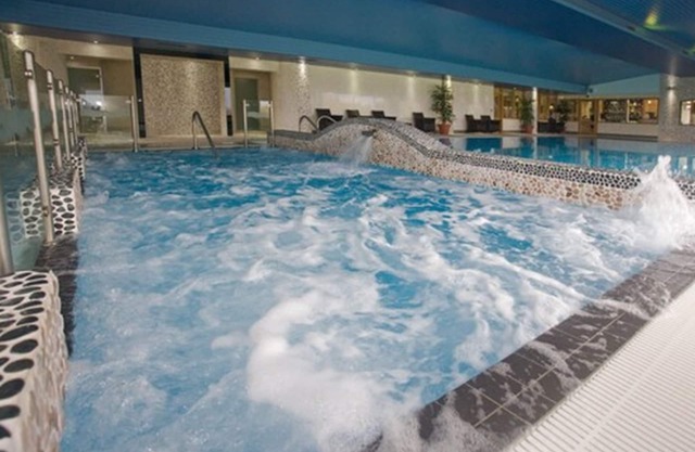 London Beach Country Hotel