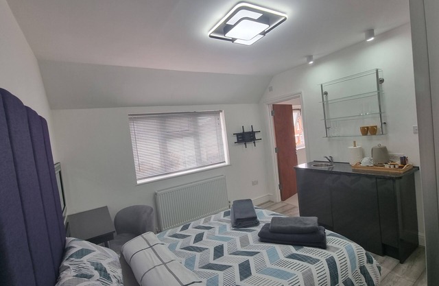 London Colney serviced apartments with kitchenette, Hertfordshire