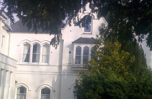 Long term rental apartment in Victorian building in beautiful countryside