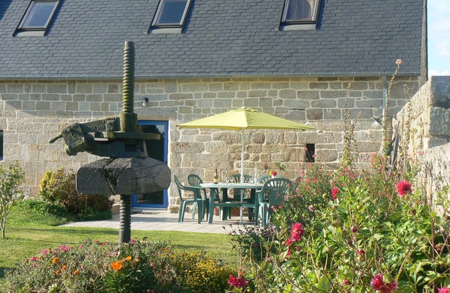 LONGERE COUNTRY HOMES NEAR QUIMPER