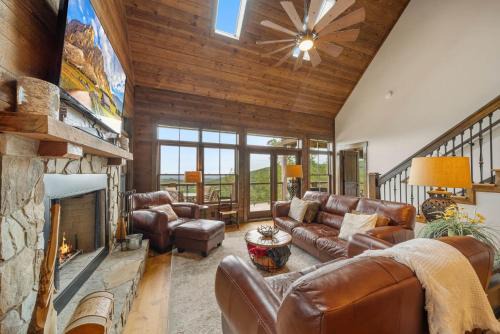 Longview Cabin