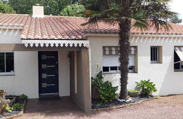 Loue Charmante Maison Avec Piscine 6 Personnes