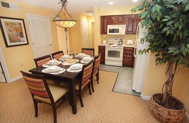 Lovely 2 Bed, 2 Bath Condo (6 ppl) All Season Pool