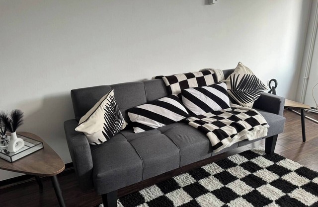 Lovely 2-bedroom apartment in London with Free Parking