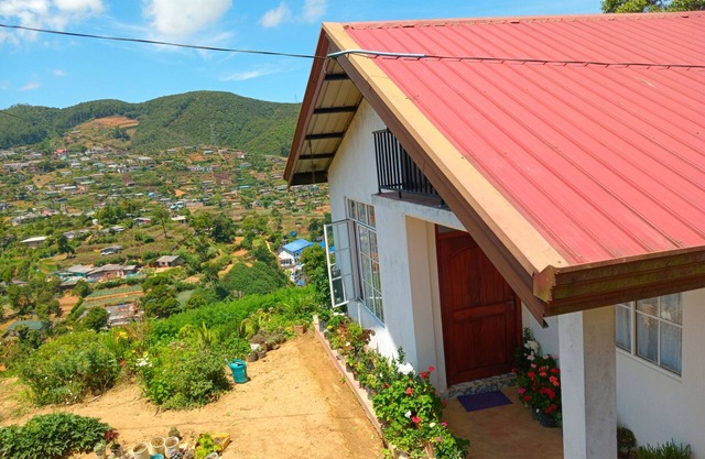 Lovely 2-bedroom full house in Nuwara Eliya