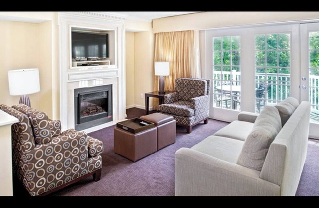 Lovely 2 Bedroom Suite @ Greeinsprings Vacation Resort