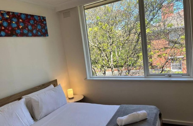 Lovely 2 Bedroom Unit with HotTub,FreeWiFi Netflix