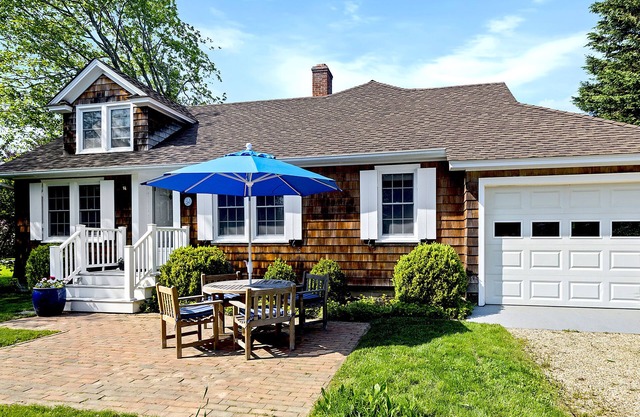 Lovely 3 Bedroom truly in East Hampton Village. Easy Stroll to Beach & Shops.