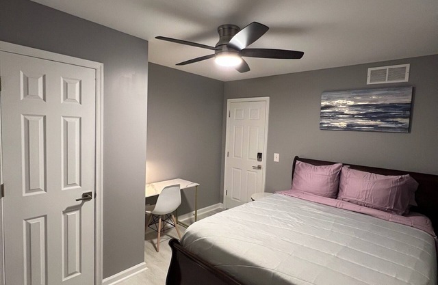 Lovely 4-bedroom home in Camden with AC, WiFi. Enjoy your stay