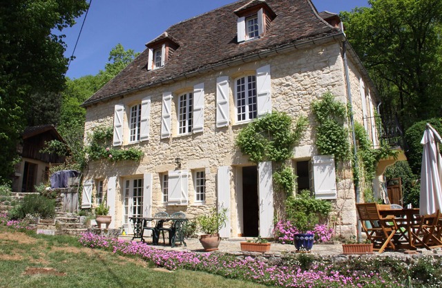 Lovely ancient Périgord house in La Roque-Gageac, close to Sarlat