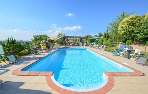 Lovely Apartment In Magliano In Toscana
