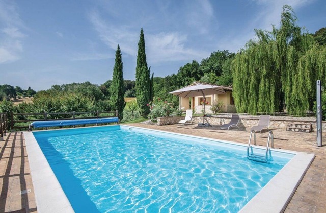 Lovely apartment for 3 people with A/C, WIFI, pool, TV, panoramic view and parking