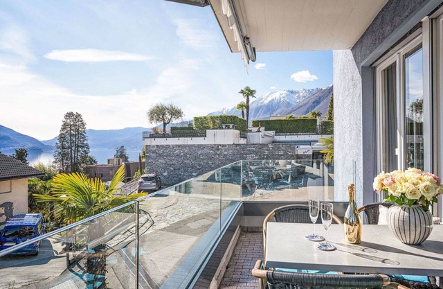 Lovely apartment for 4 people with WIFI, TV, balcony and pets allowed