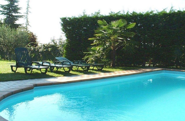 Lovely apartment for 4 guests with pool, WIFI, A/C, TV, terrace, pets allowed and parking